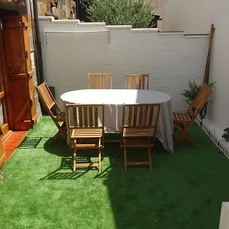 Ferienhaus Junto A La Ciudadela De