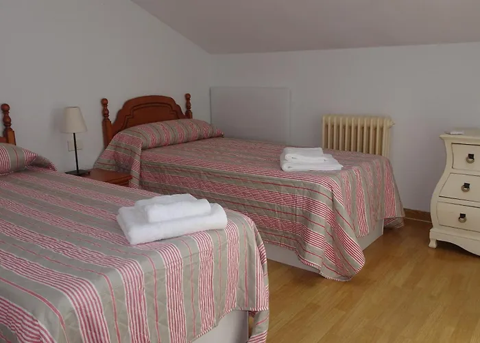 Junto A La Ciudadela De Jaca